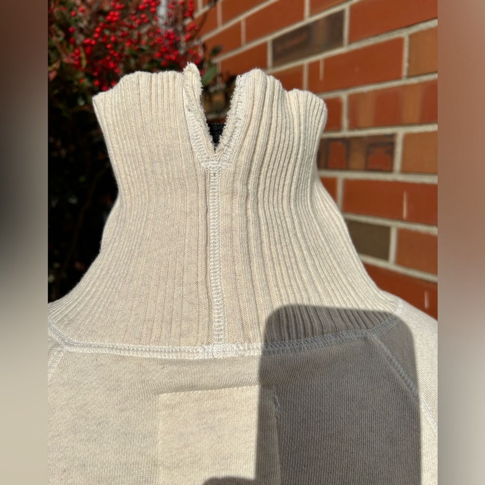 NWT🌷OFFLINE By Aerie Crop Sweater (NEW in stores!) - Picture 7 of 9